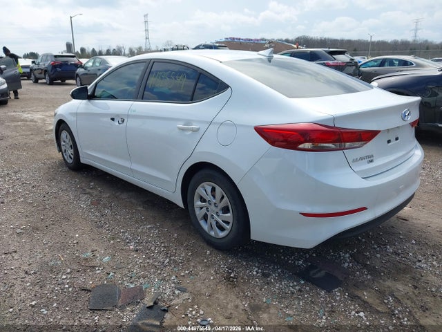 HYUNDAI ELANTRA SE - 3