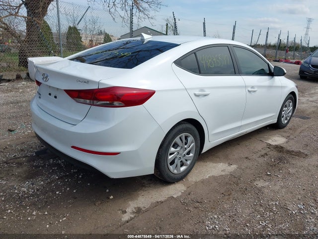 HYUNDAI ELANTRA SE - 4