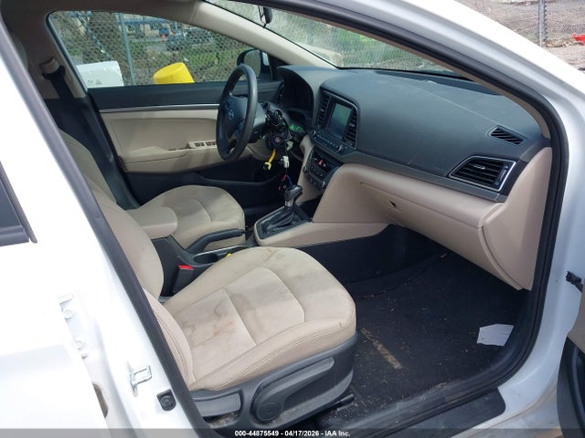 HYUNDAI ELANTRA SE - 5