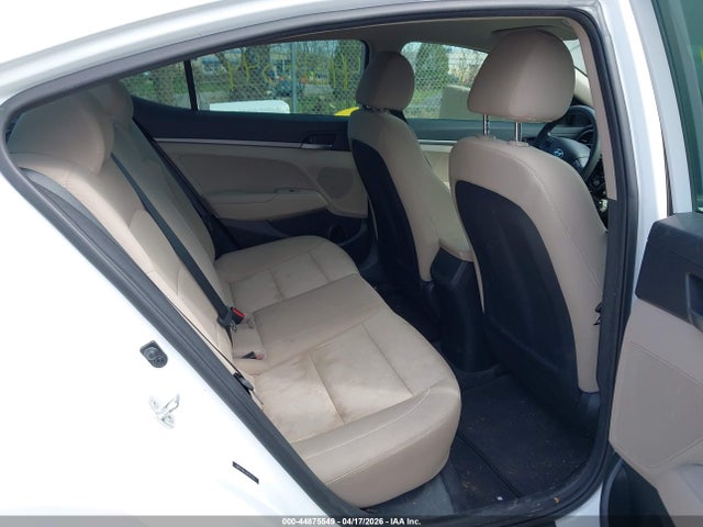 HYUNDAI ELANTRA SE - 8