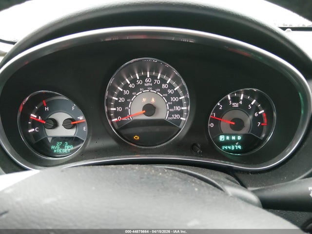 صورة 7 لـ 2011 Chrysler 200 LIMITED