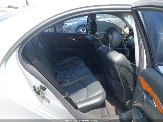 MERCEDES-BENZ E-CLASS - 8