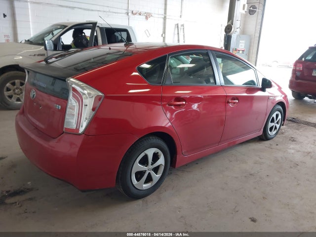 TOYOTA PRIUS - 4