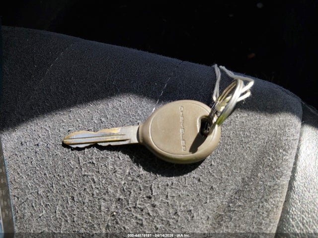 2005 Chrysler SEBRING TOURING — миниатюра 11