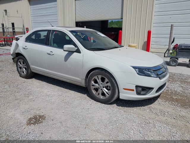 FORD FUSION SE - 1