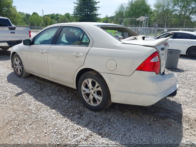 FORD FUSION SE - 3