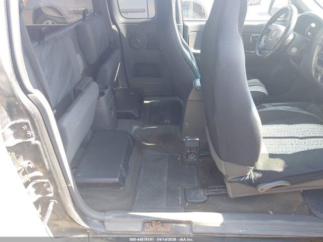 CHEVROLET COLORADO LS - 8