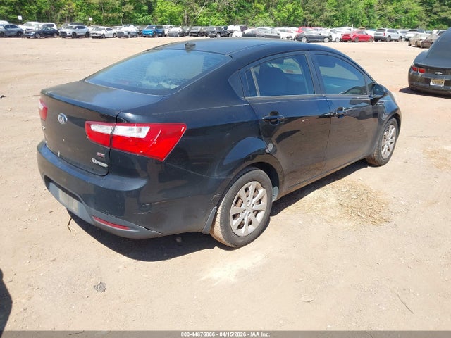 KIA RIO LX - 4