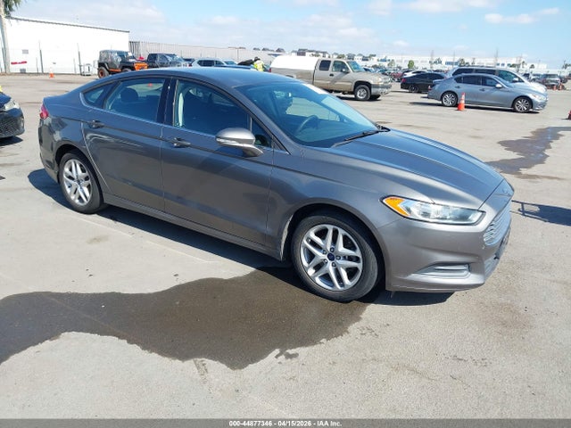 FORD FUSION SE - 1