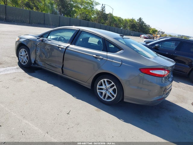 FORD FUSION SE - 3