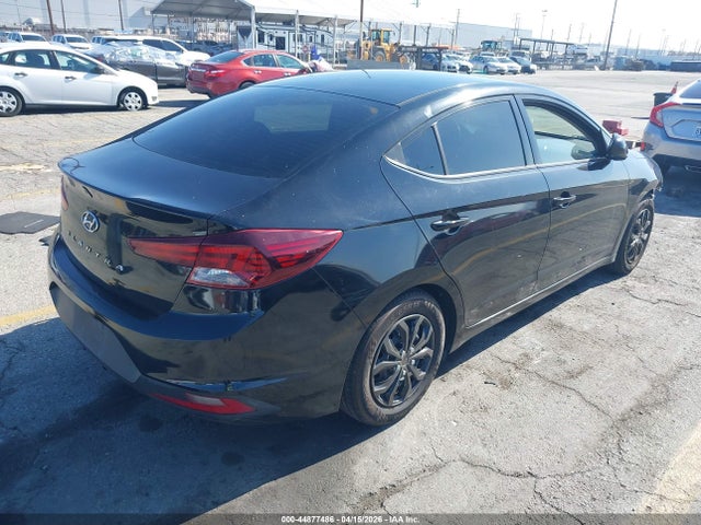 2020 Hyundai ELANTRA SE 照片 4