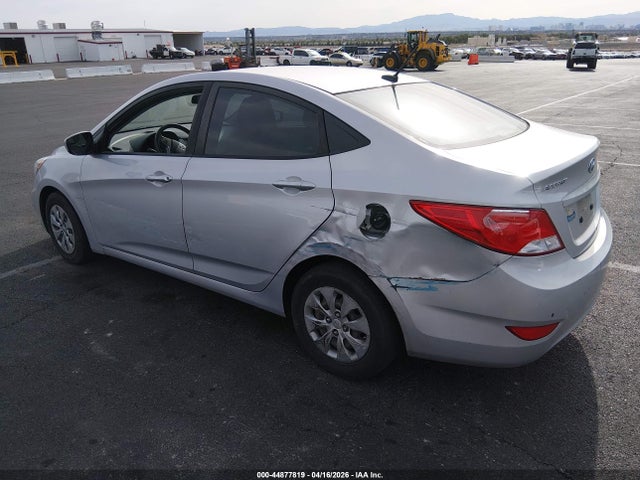 HYUNDAI ACCENT SE - 3