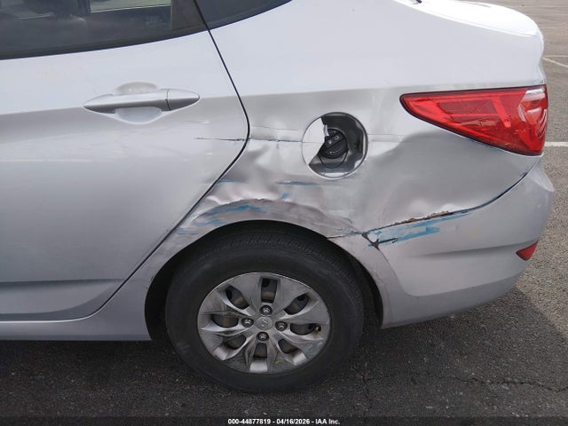 HYUNDAI ACCENT SE - 6