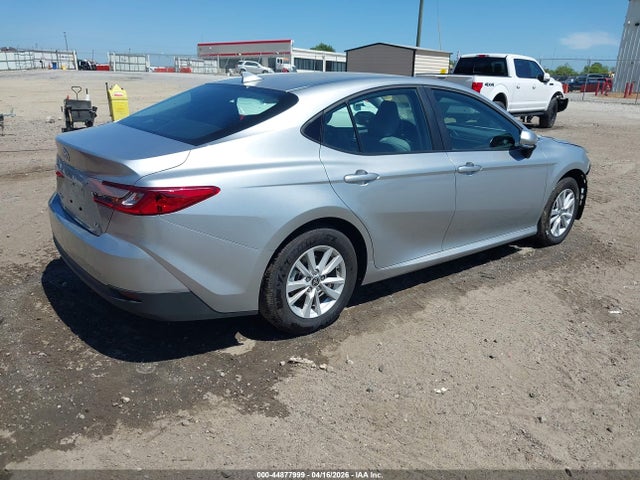 2026 Toyota CAMRY LE 照片 4