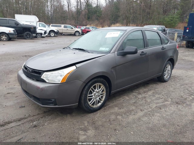 FORD FOCUS SE - 2