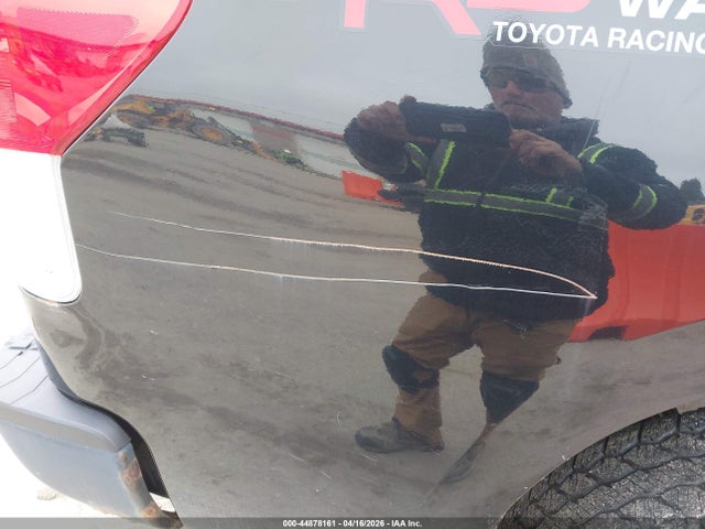 TOYOTA TUNDRA - 6