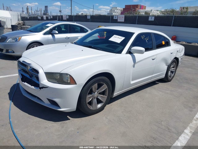 DODGE CHARGER SE - 2