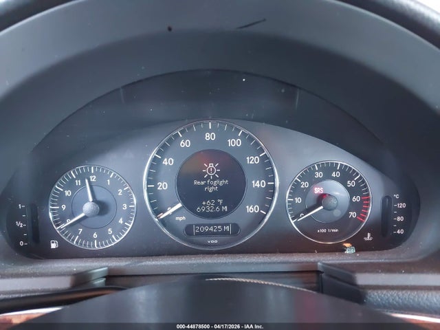 MERCEDES-BENZ E-CLASS - 7