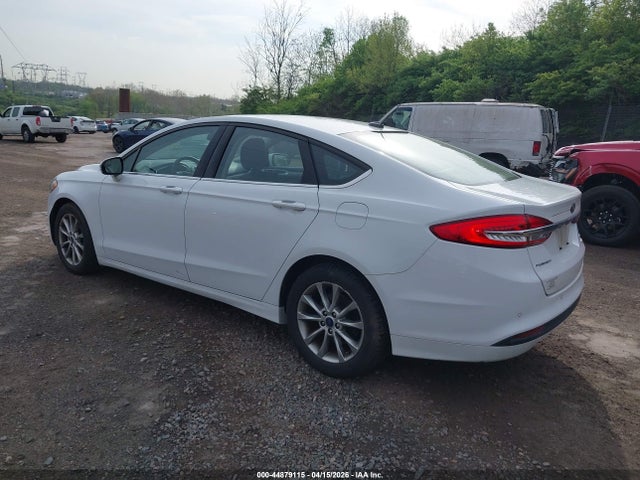 FORD FUSION SE - 3