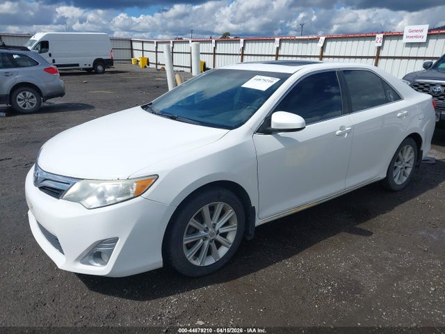 TOYOTA CAMRY - 2