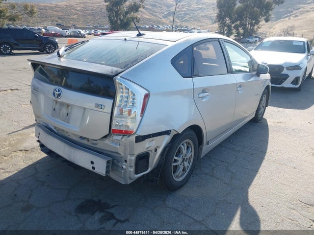 TOYOTA PRIUS - 4