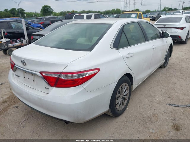 TOYOTA CAMRY - 4