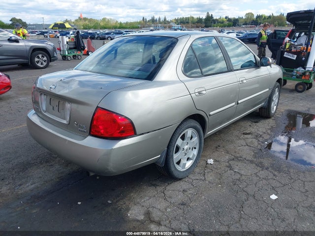 NISSAN SENTRA 1.8S - 4