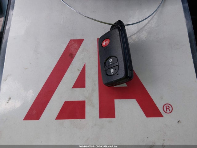 صورة مصغرة 11 لـ 2013 Toyota PRIUS V FIVE