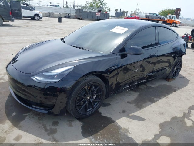 صورة 2 لـ 2022 Tesla MODEL 3 LONG RANGE DUAL MOTOR ALL-WHEEL DRIVE