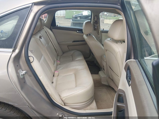 CHEVROLET IMPALA LT - 8