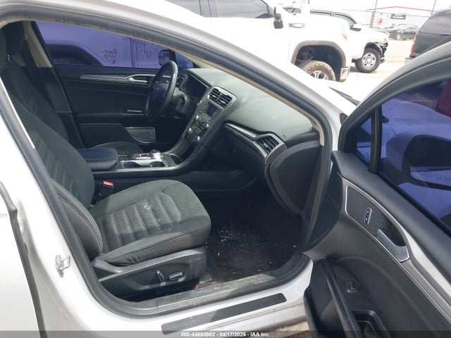 FORD FUSION SE - 5