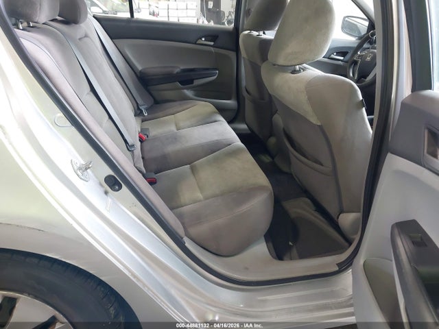 HONDA ACCORD 2.4 LX - 8