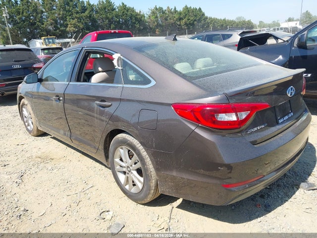 HYUNDAI SONATA SE - 3