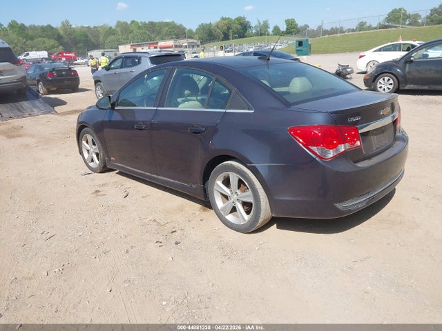 CHEVROLET CRUZE 2LT AUTO - 3