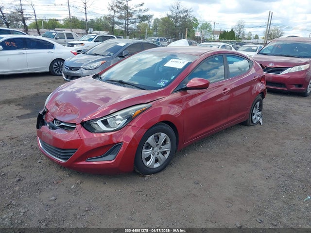 HYUNDAI ELANTRA SE - 2