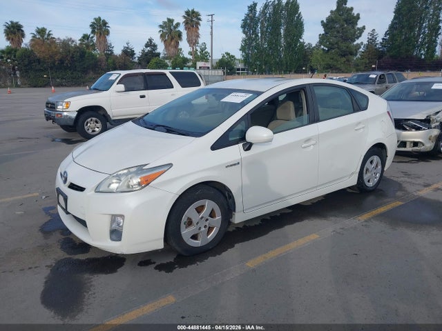 TOYOTA PRIUS - 2