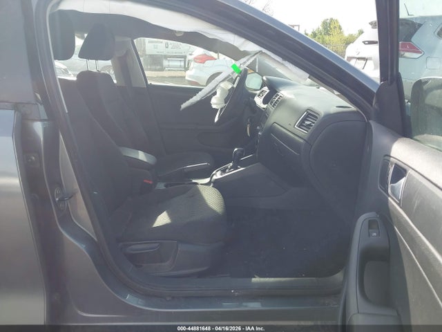 صورة 5 لـ 2014 Volkswagen JETTA 2.0L S