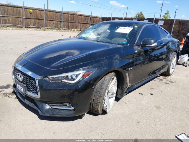 2018 Infiniti Q60 3.0T LUXE — фото 2