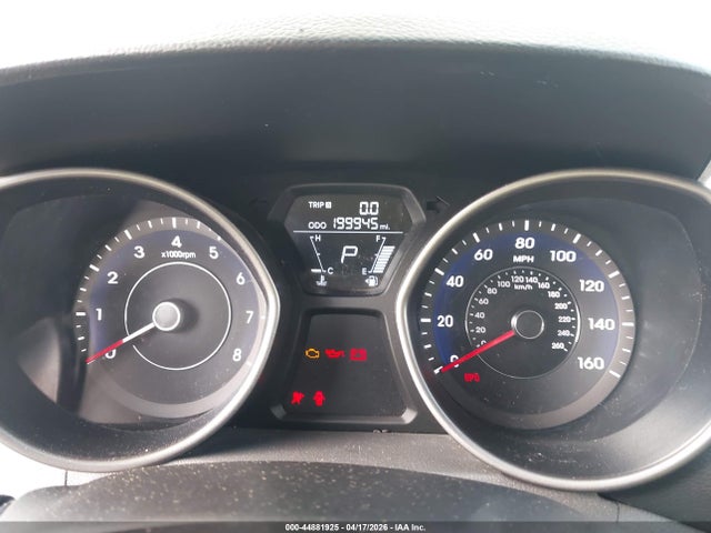 HYUNDAI ELANTRA GLS - 7