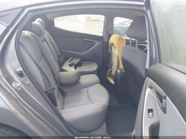 HYUNDAI ELANTRA GLS - 8