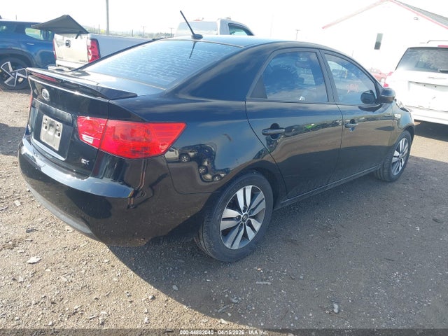 KIA FORTE EX - 4