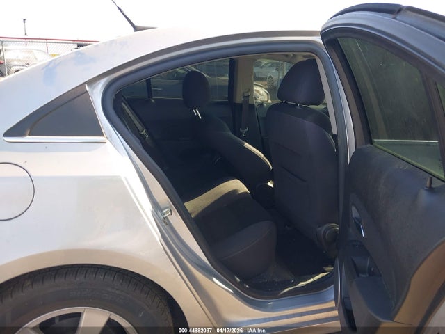 CHEVROLET CRUZE 1LT AUTO - 8