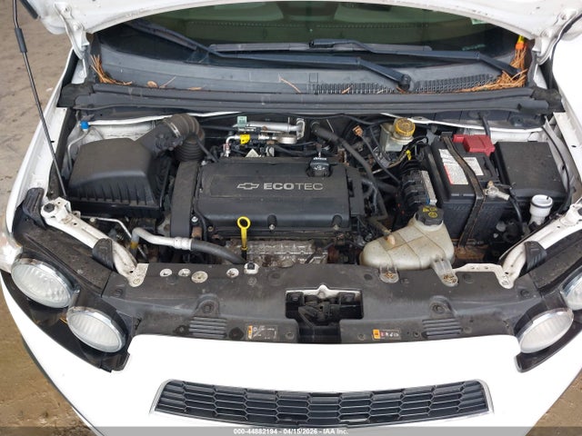 CHEVROLET SONIC LS AUTO - 10