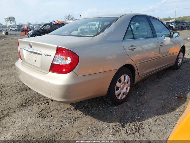 TOYOTA CAMRY - 4