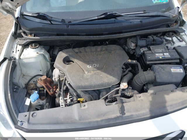 HYUNDAI ACCENT SE - 10