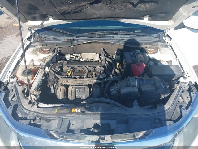 FORD FUSION SE - 10
