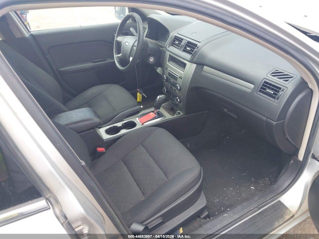 FORD FUSION SE - 5