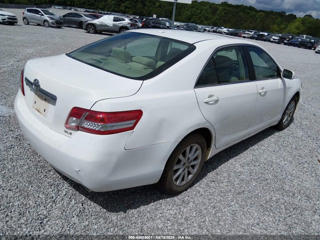 2011 Toyota CAMRY XLE — фото 4