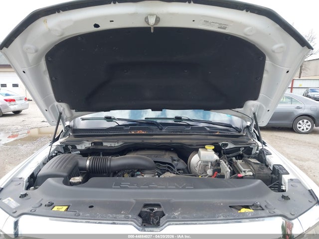 صورة 10 لـ 2022 RAM 1500 BIG HORN 4X4 6'4 BOX