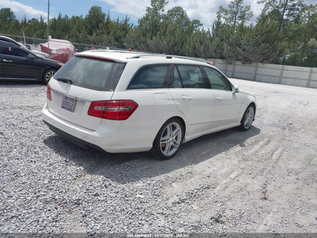 MERCEDES-BENZ E-CLASS - 4